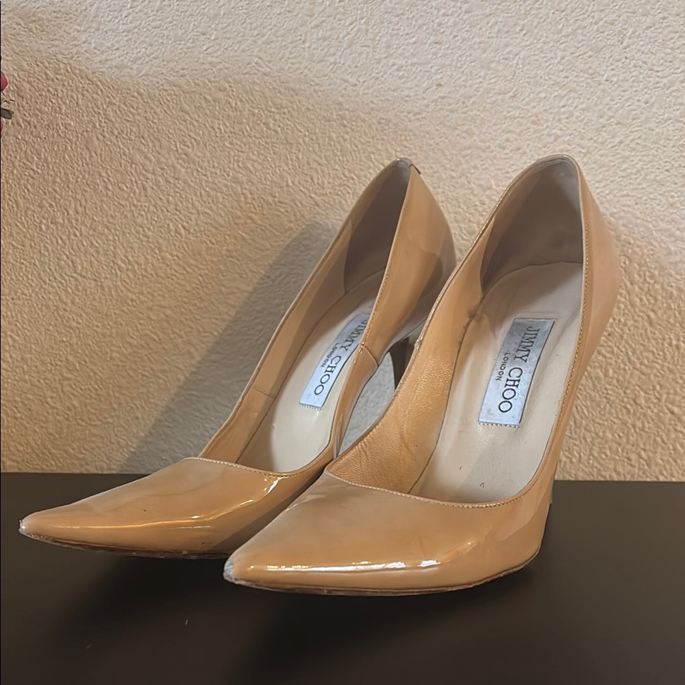 Jimmy Choo Women's Nude Pumps